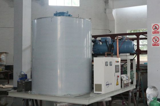 Przemysłowa maszyna do produkcji płatków świeżej wody 5 ton z bezpośrednim chłodzeniem